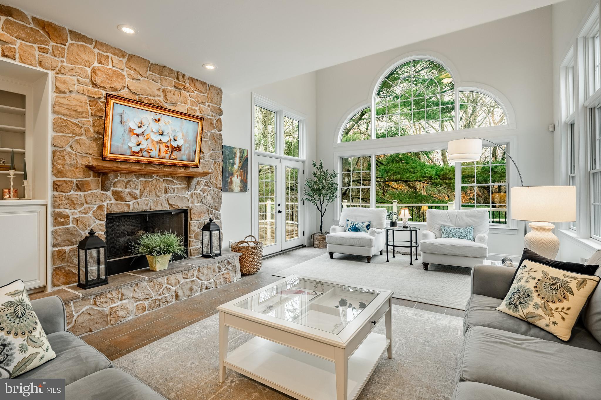 PEMBERLY - Residential