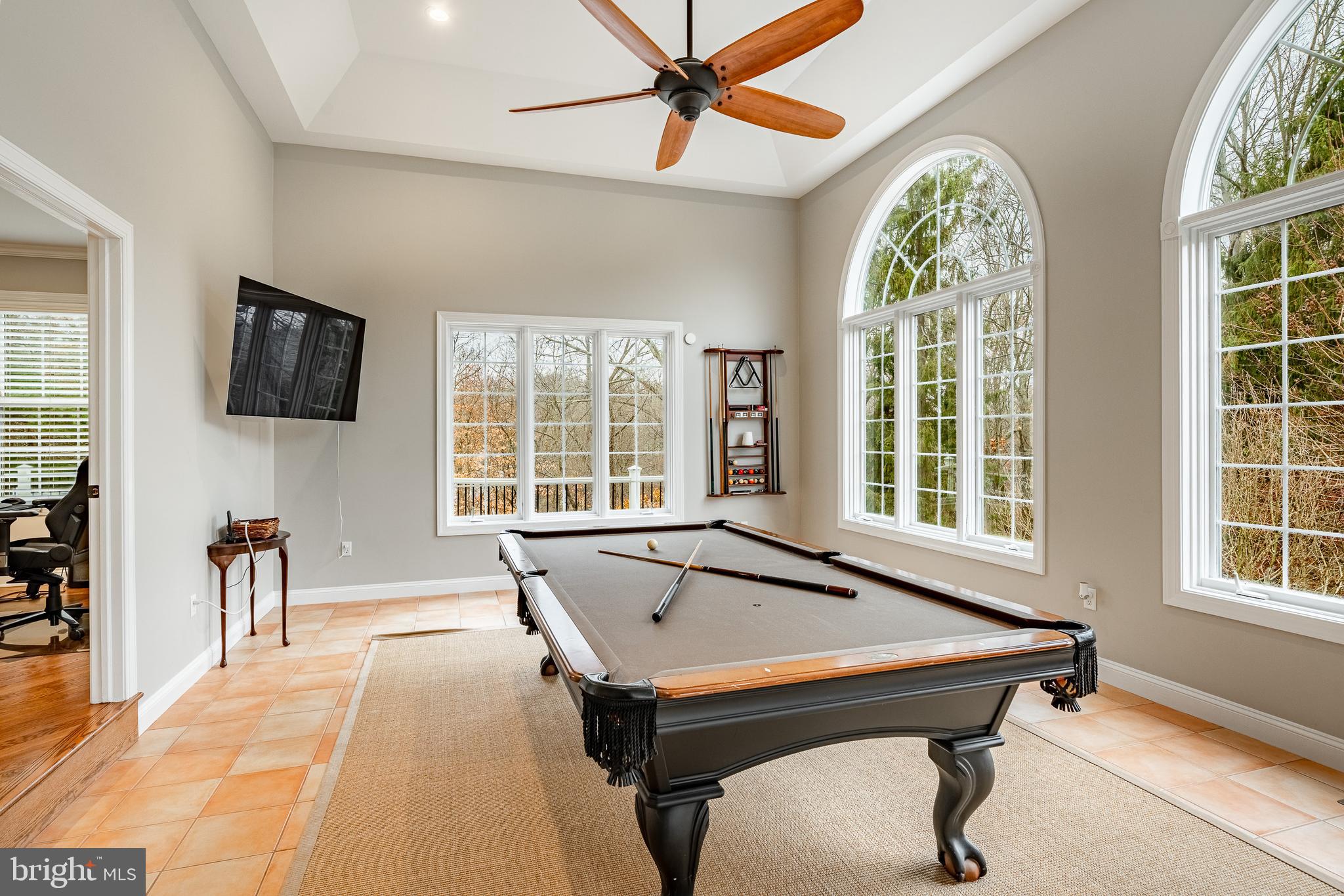 PEMBERLY - Residential