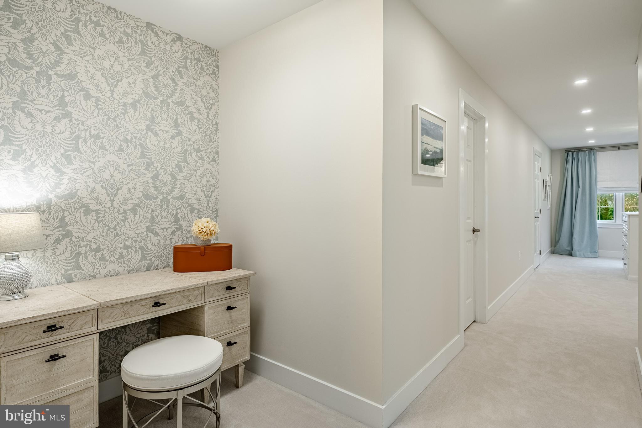 PEMBERLY - Residential