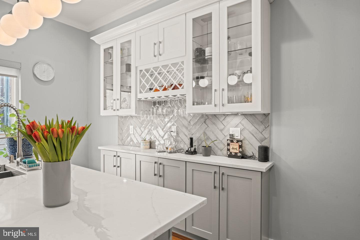 POINT BREEZE - Residential