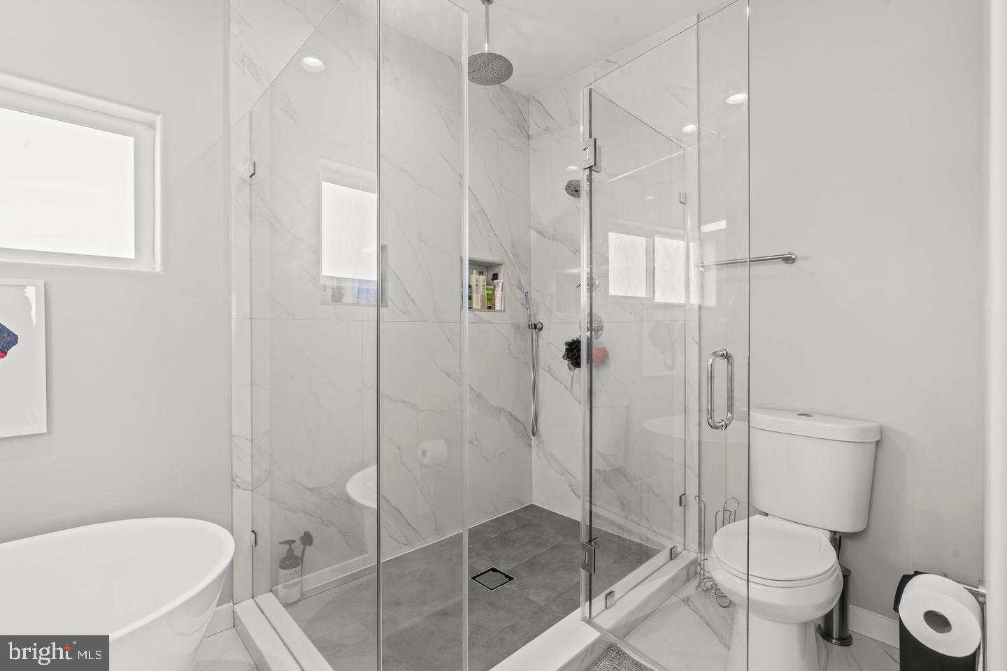 POINT BREEZE - Residential