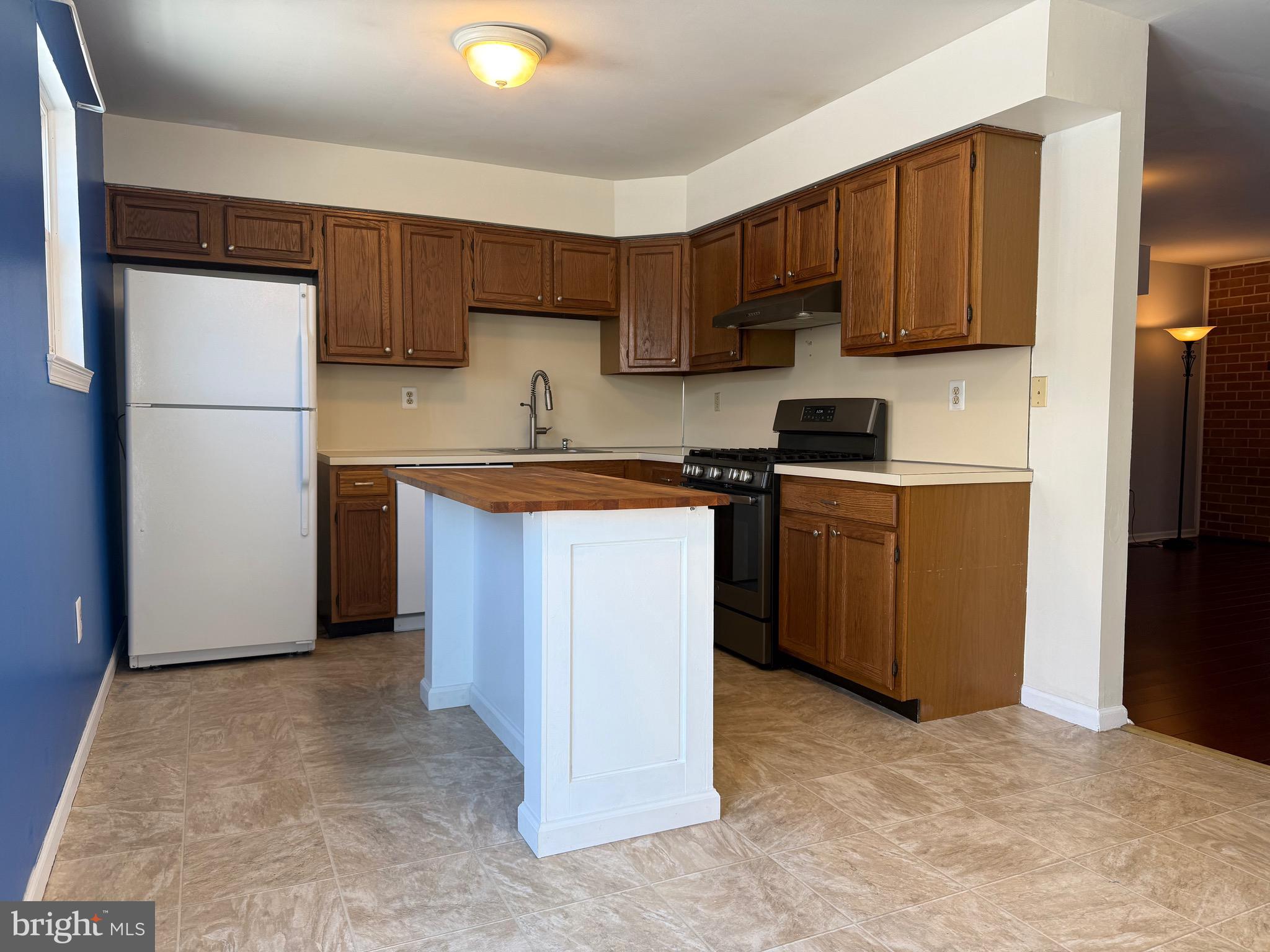 HERITAGE MANOR - Residential