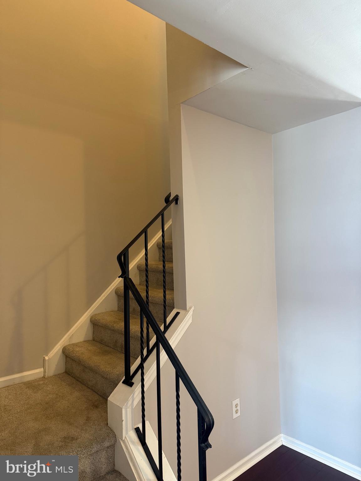 HERITAGE MANOR - Residential