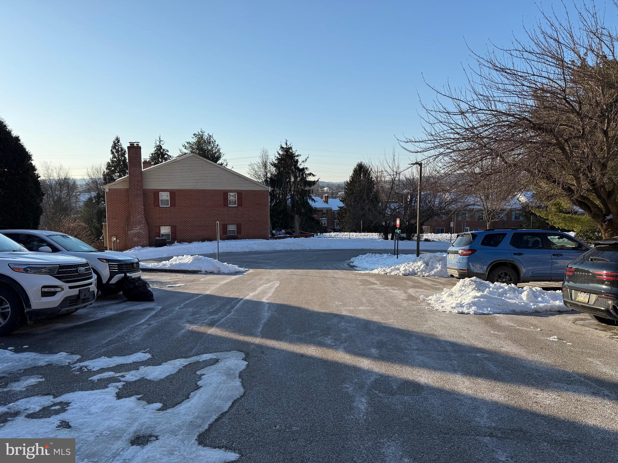 HERITAGE MANOR - Residential