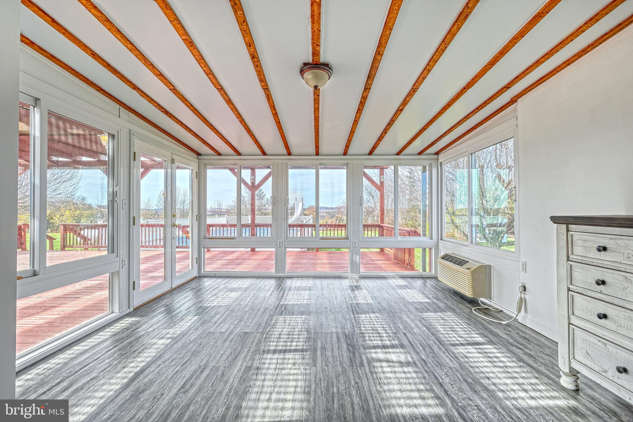 FELTON - Residential