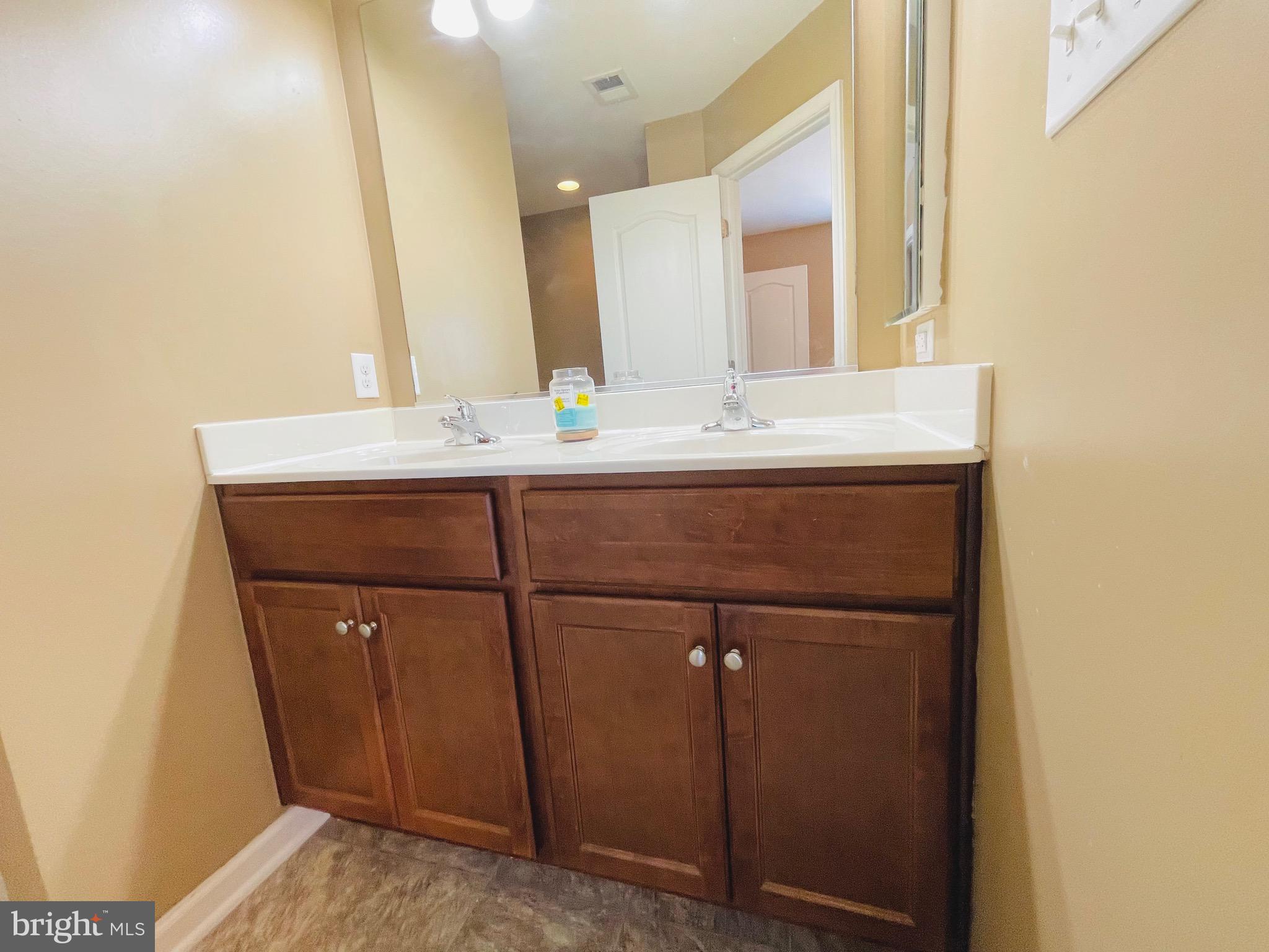 STONEBROOK VILLAGE - Residential