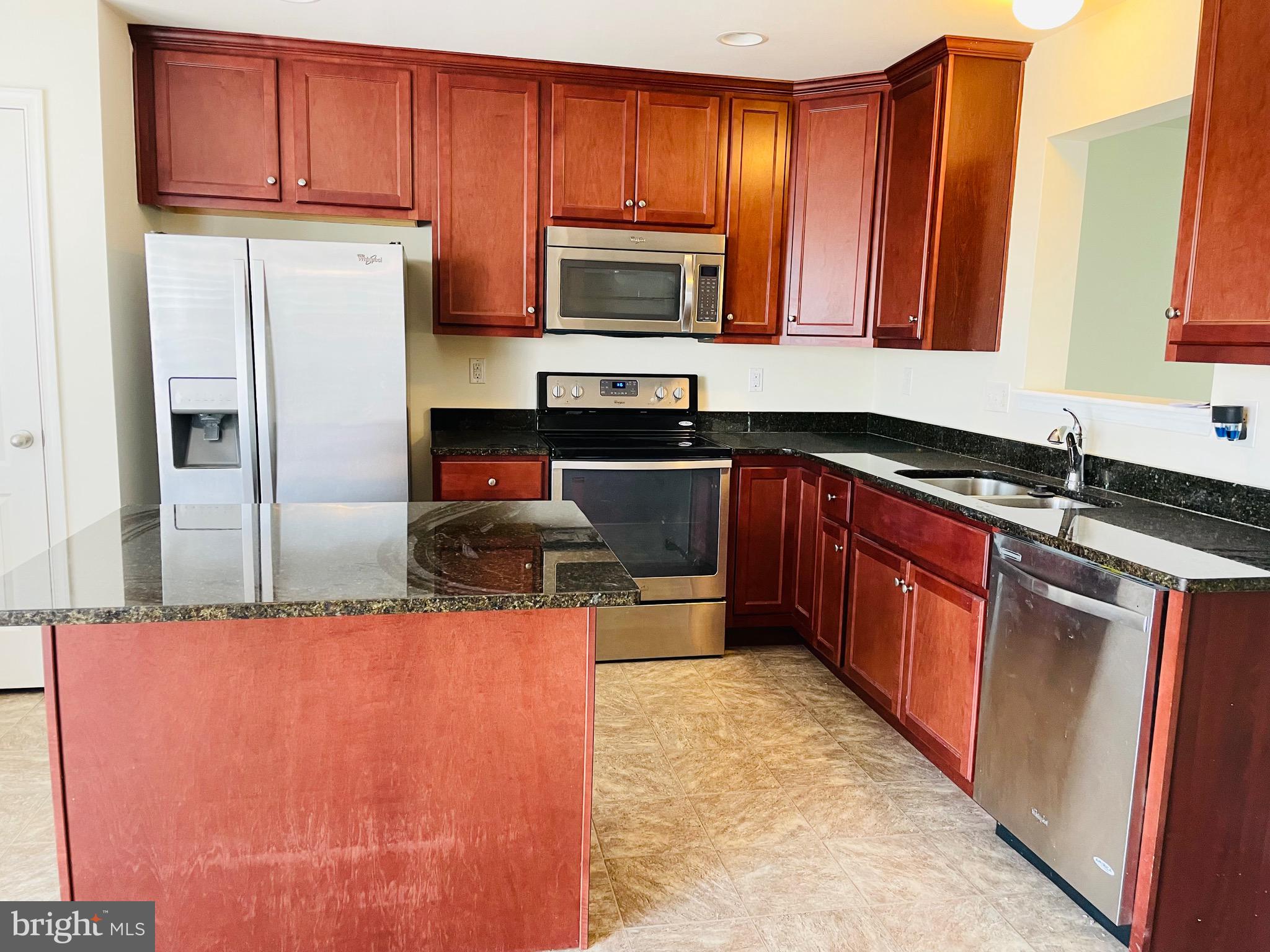 STONEBROOK VILLAGE - Residential