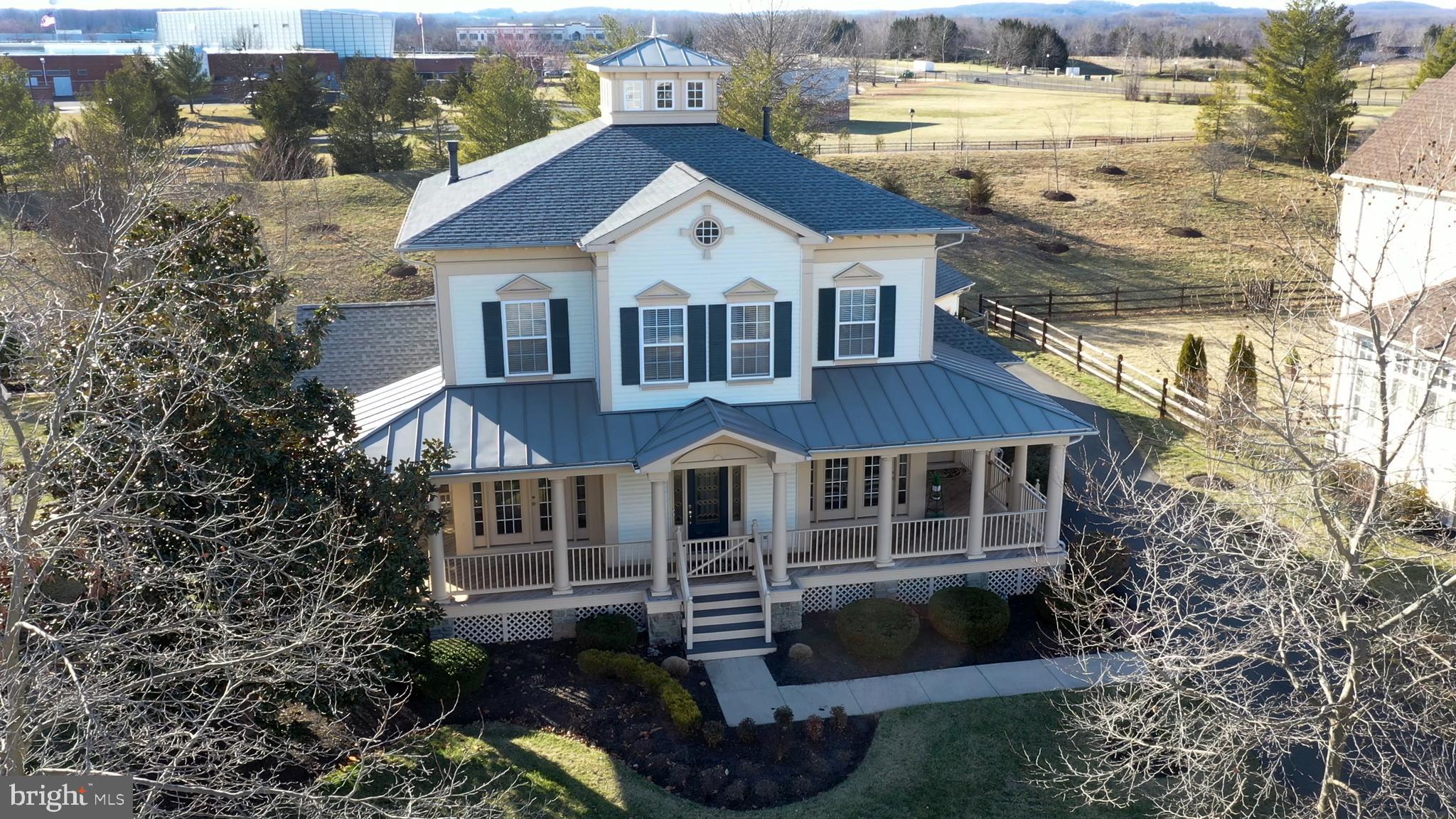 VINT HILL - Residential