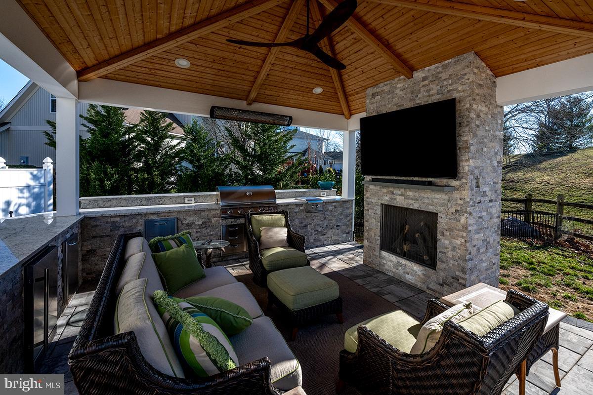 VINT HILL - Residential