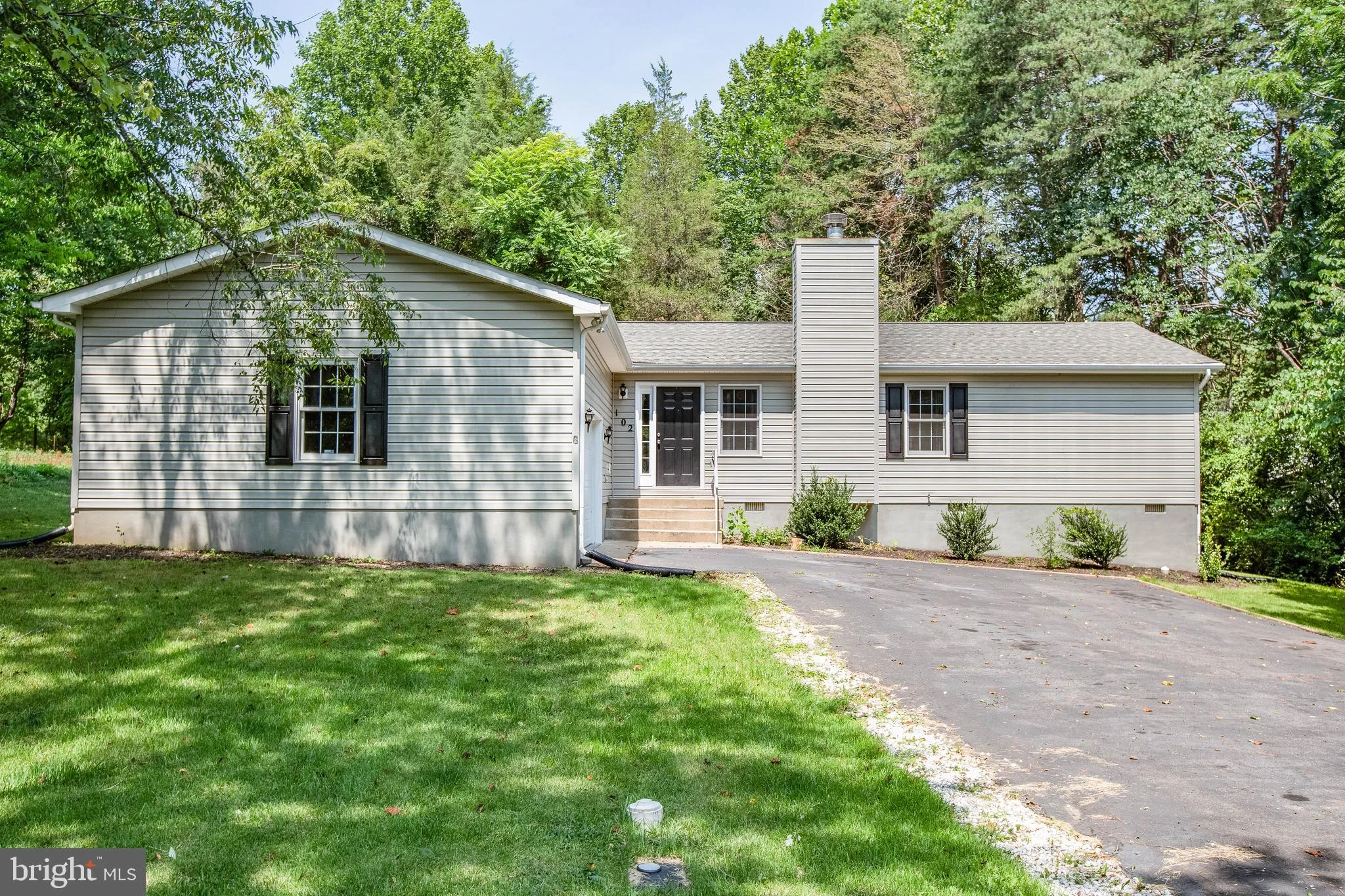102 Cavern Court, Locust Grove, VA 22508