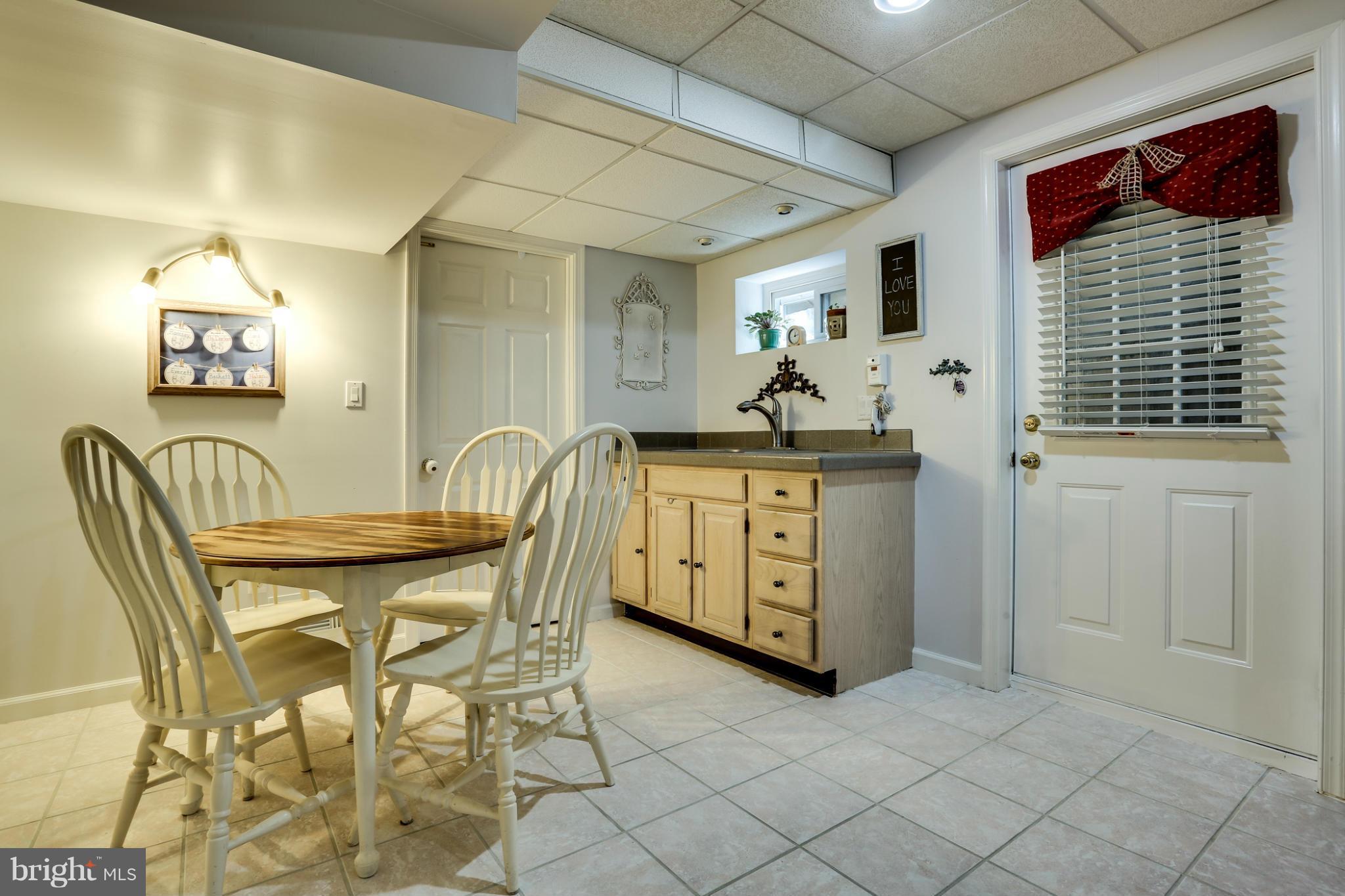 MOUNT HEBRON - Residential