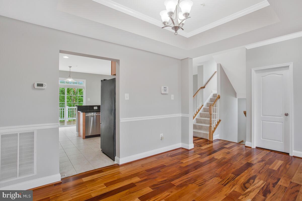 EMERSON - Residential