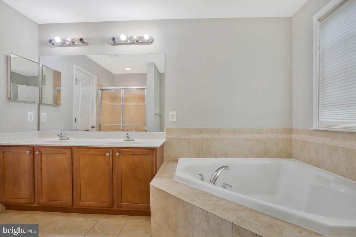 EMERSON - Residential