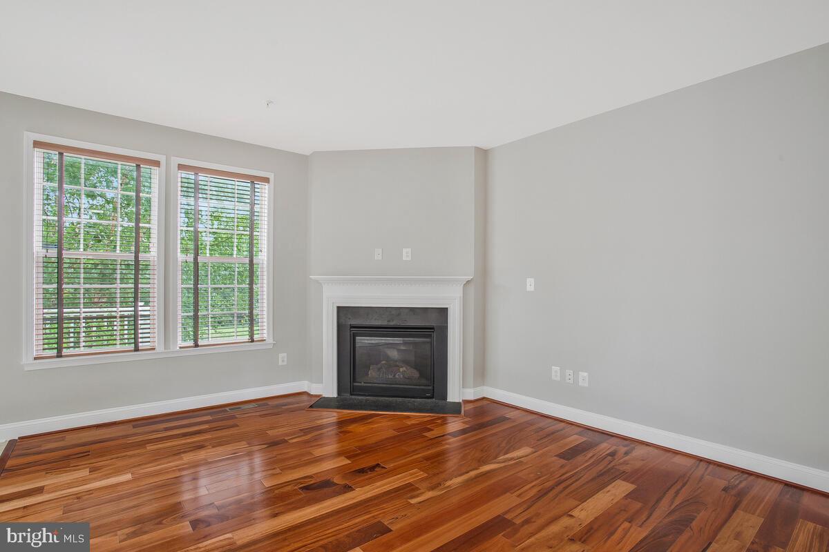 EMERSON - Residential