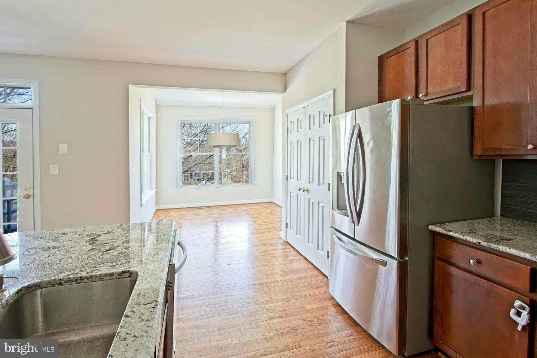 RESTON - Residential