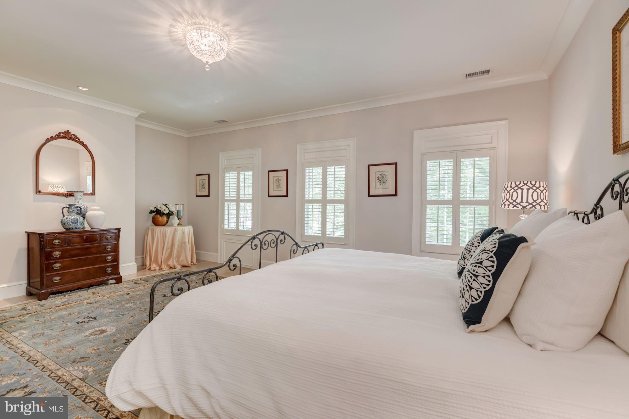 GEORGETOWN - Residential