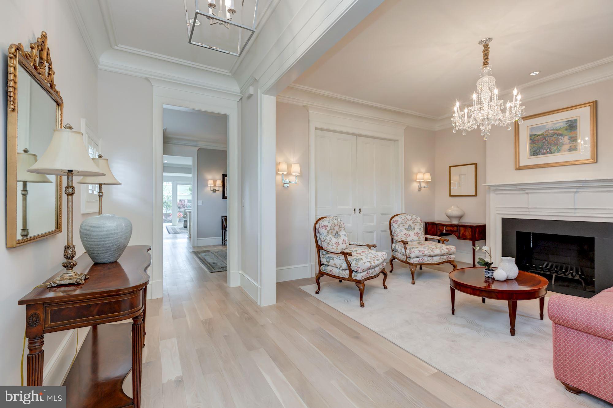 GEORGETOWN - Residential