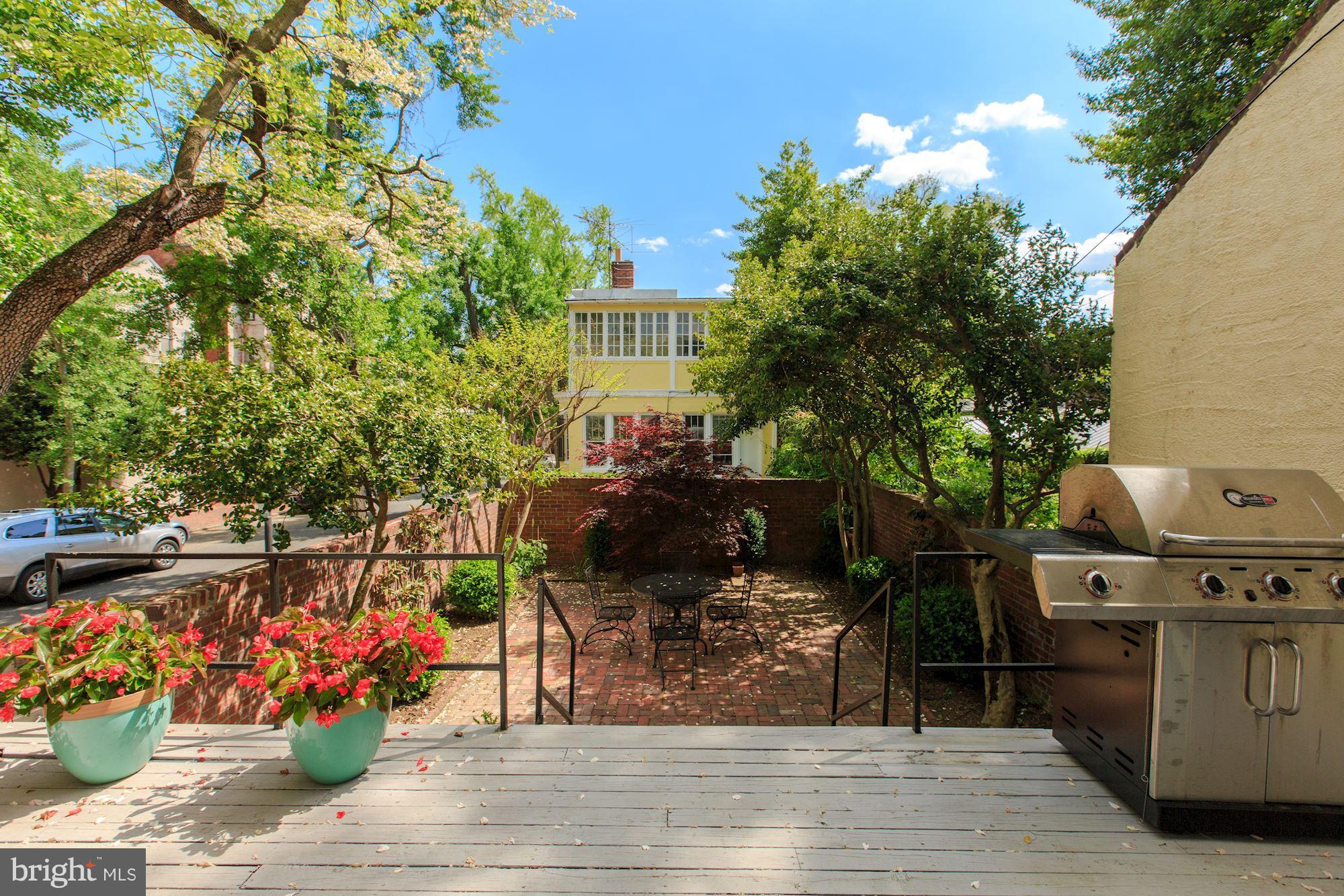 GEORGETOWN - Residential