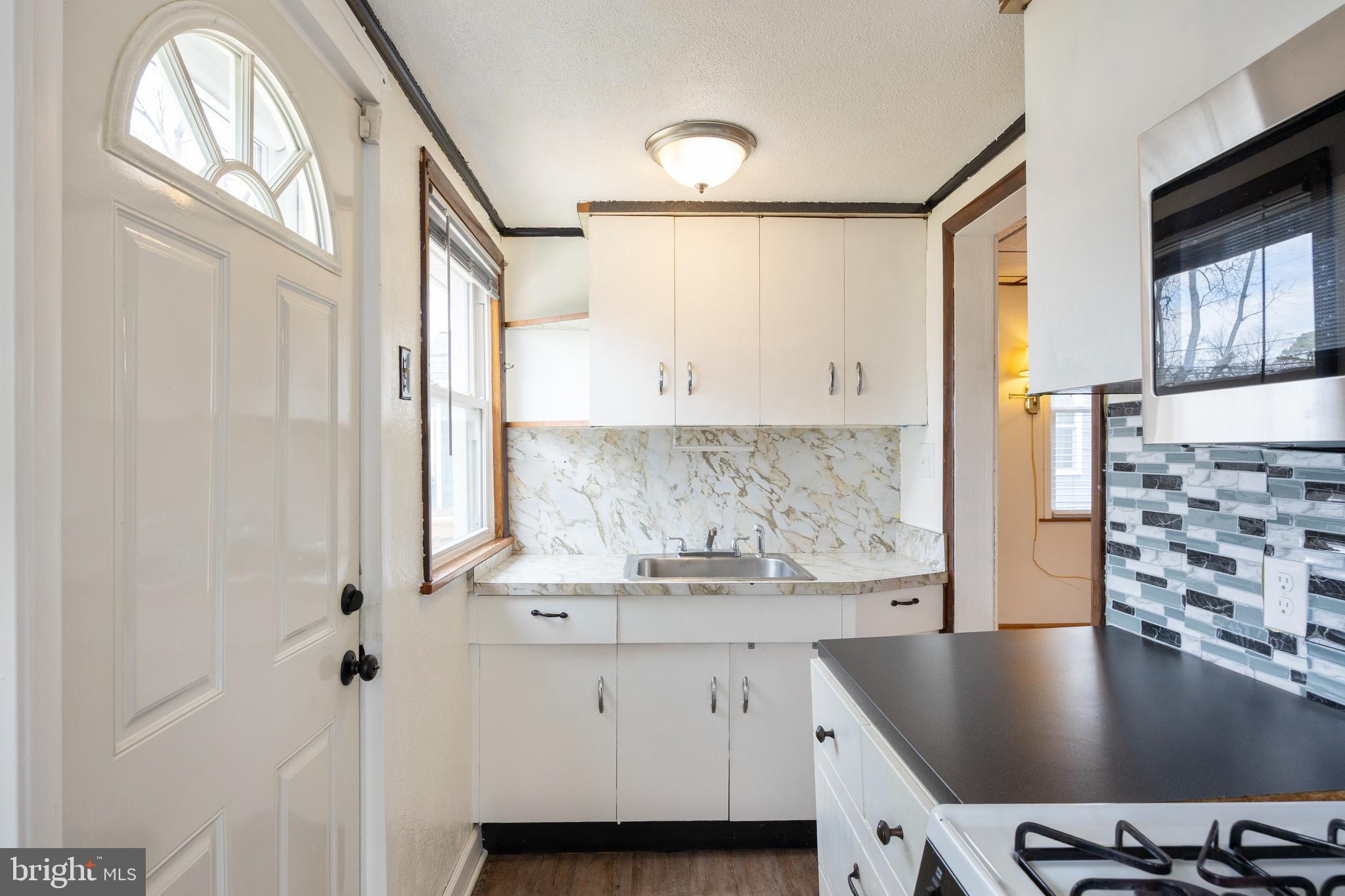 BALTIMORE HIGHLANDS - Residential