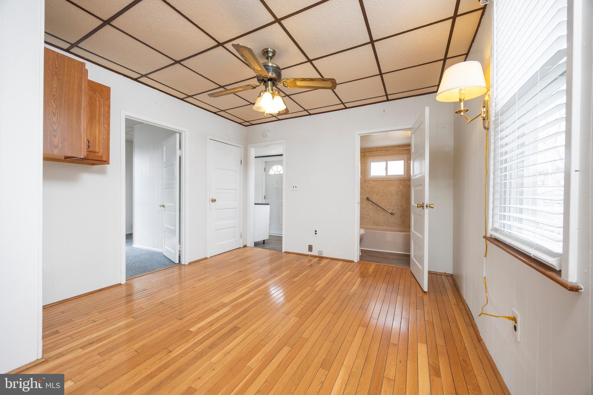 BALTIMORE HIGHLANDS - Residential