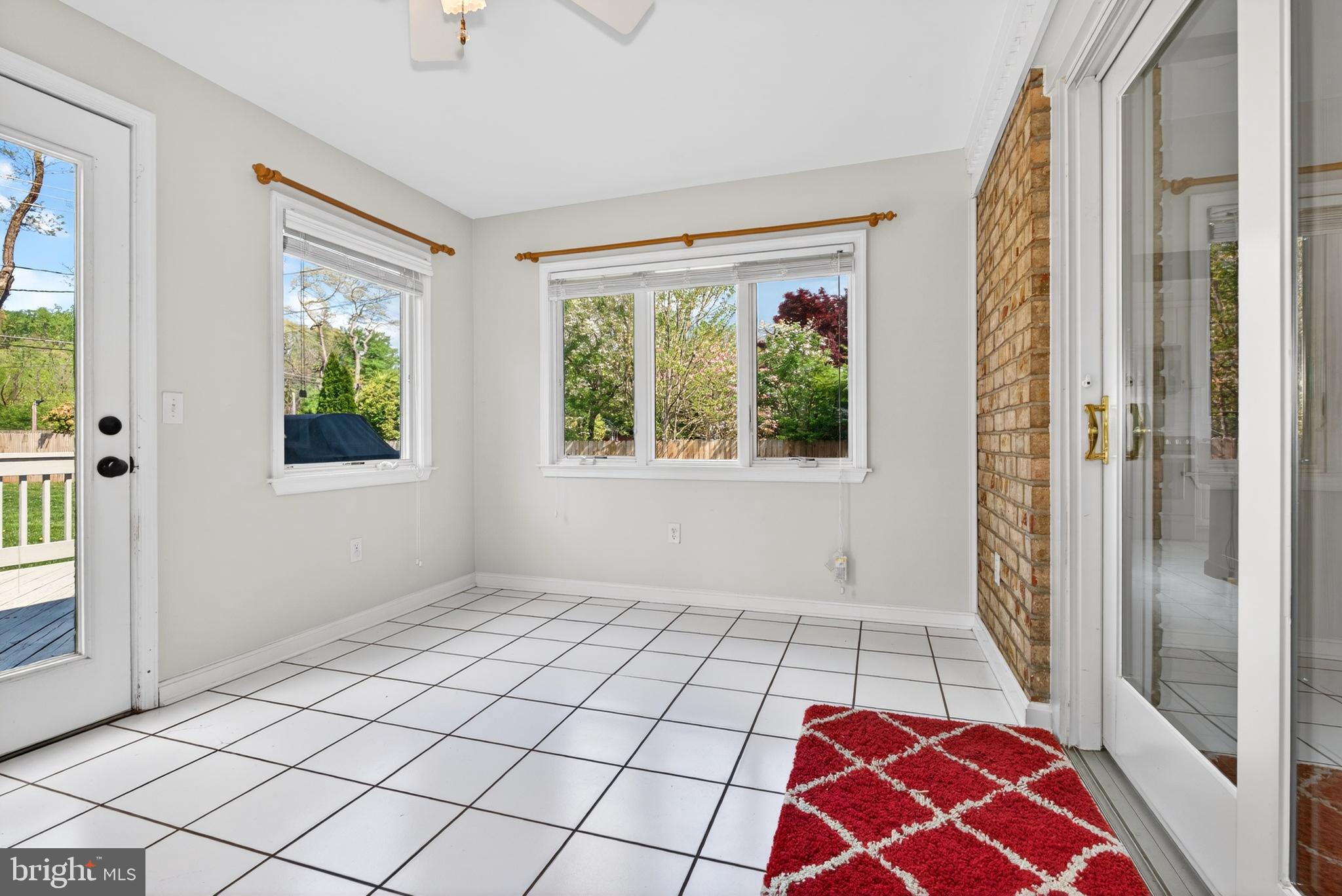 SPRINGLAKE - Residential