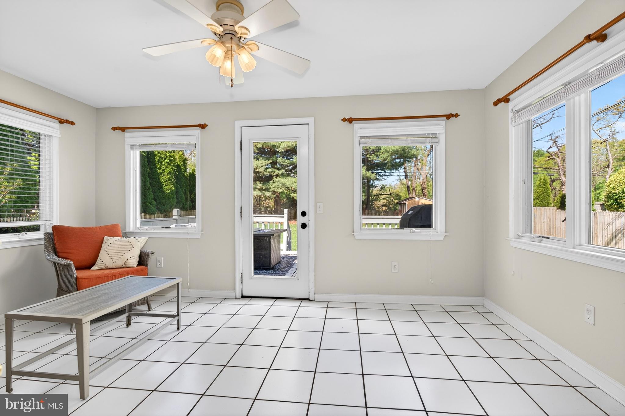 SPRINGLAKE - Residential