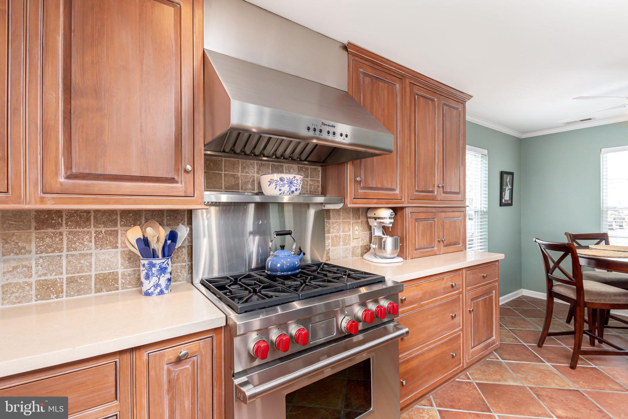 SNUG HARBOR - Residential