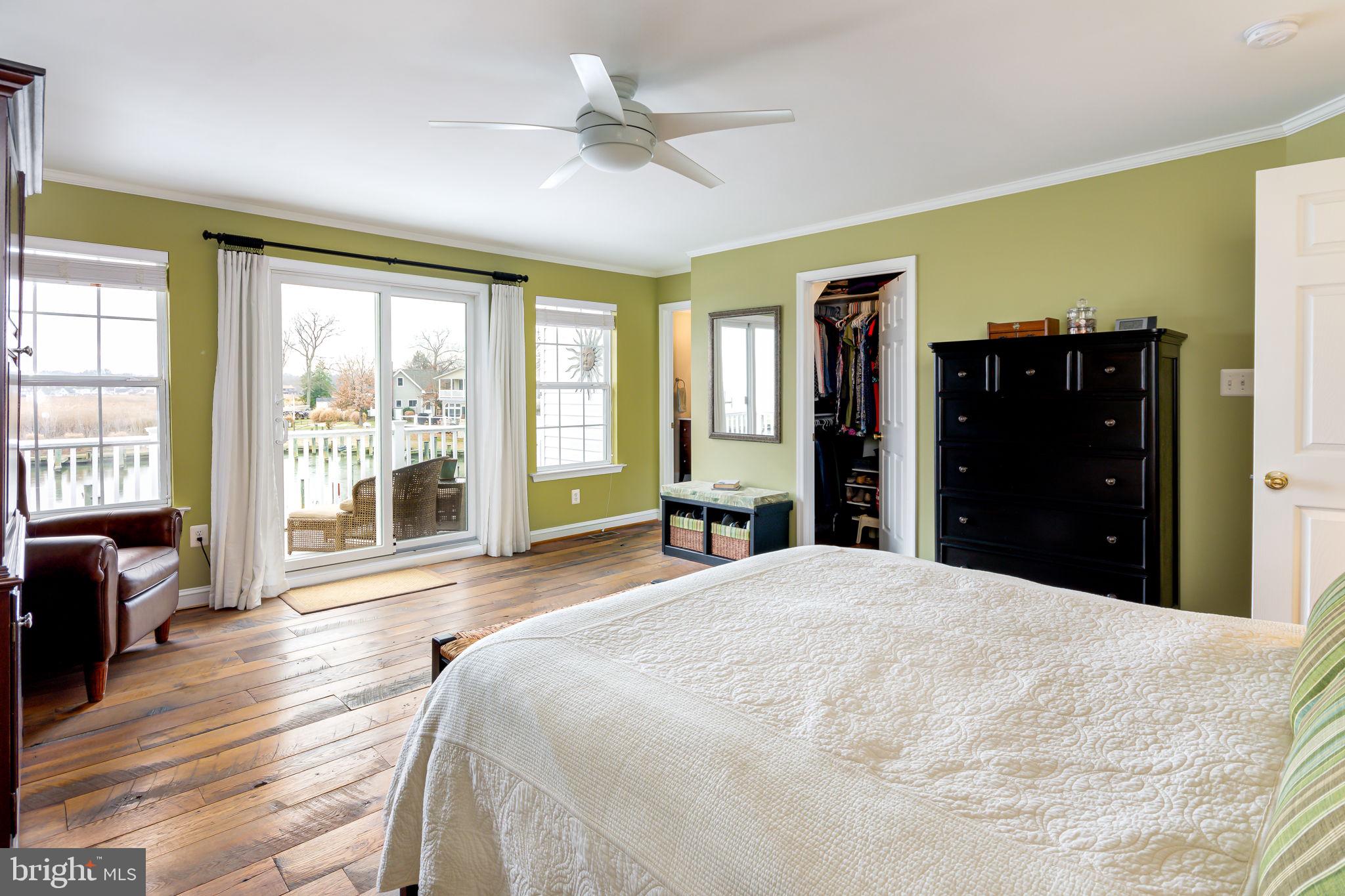 SNUG HARBOR - Residential