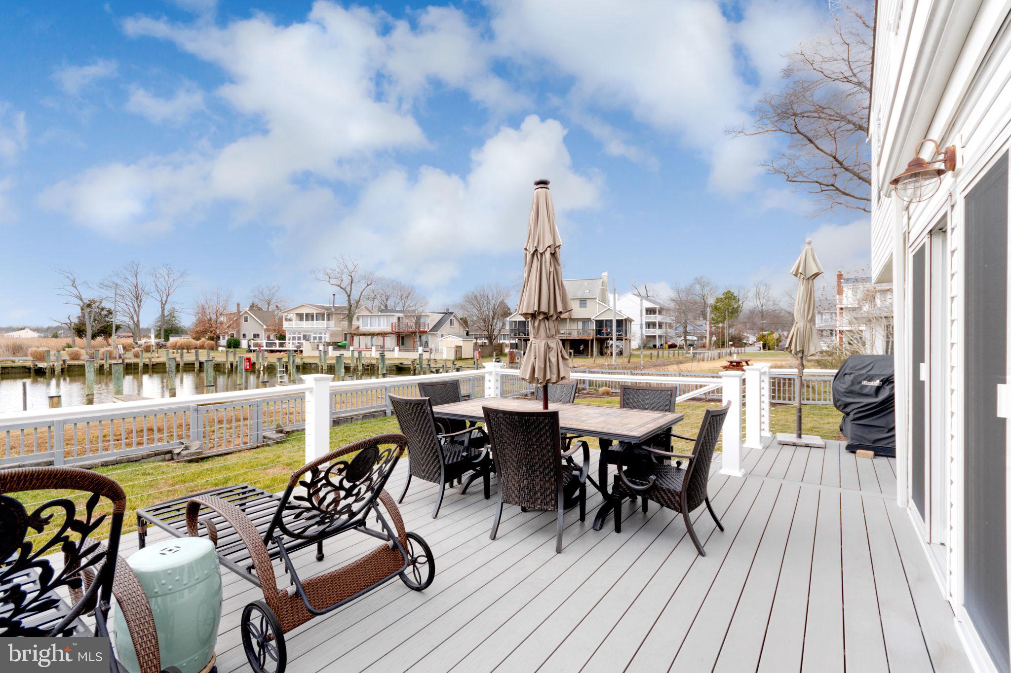 SNUG HARBOR - Residential