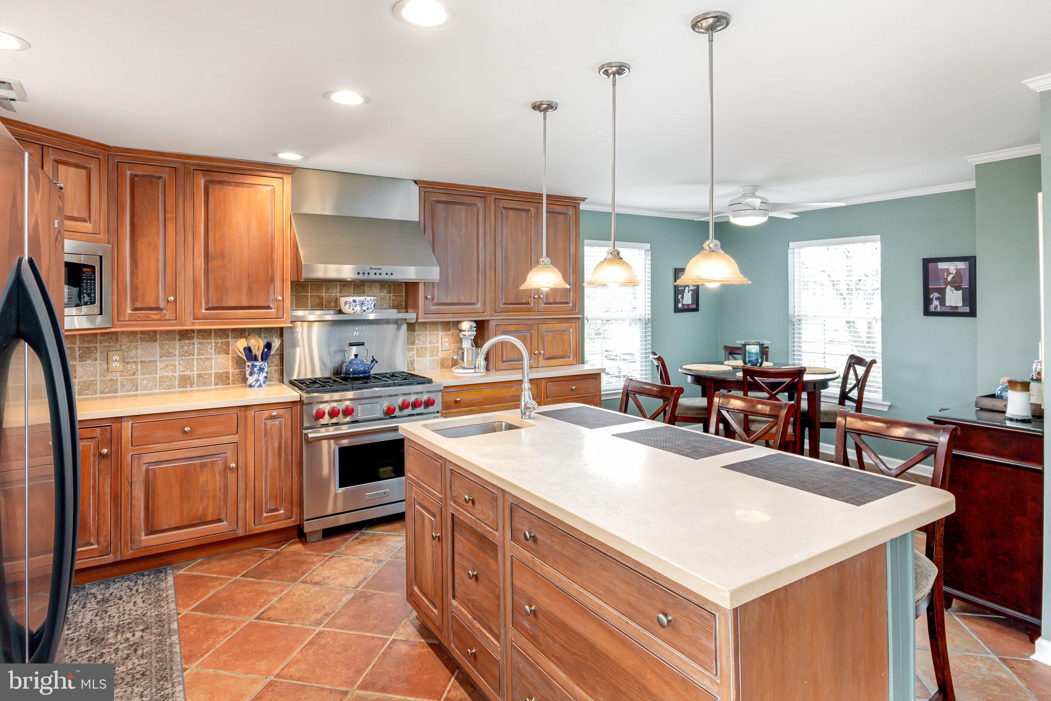 SNUG HARBOR - Residential