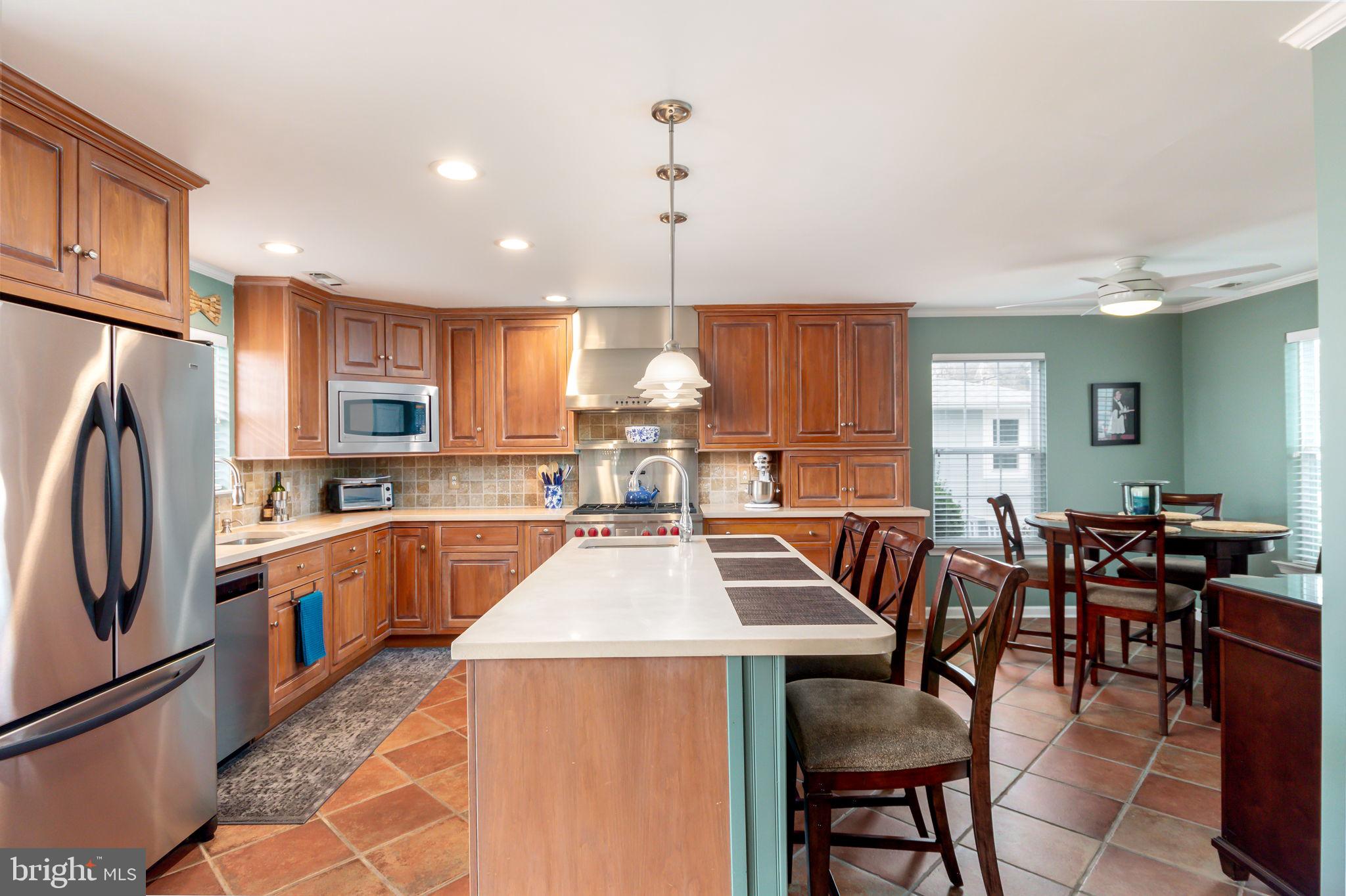 SNUG HARBOR - Residential