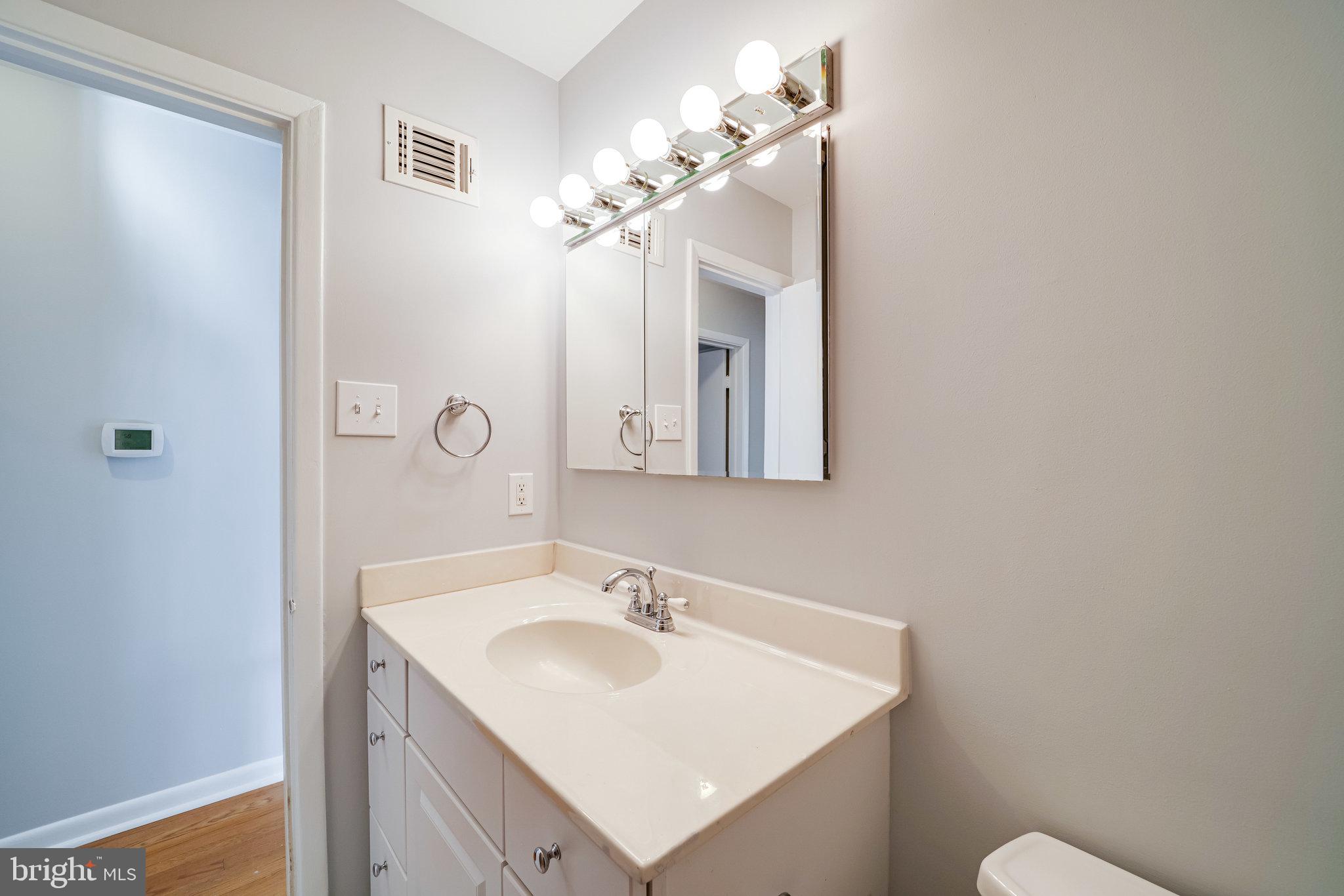 BELLEVUE FOREST - Residential Lease