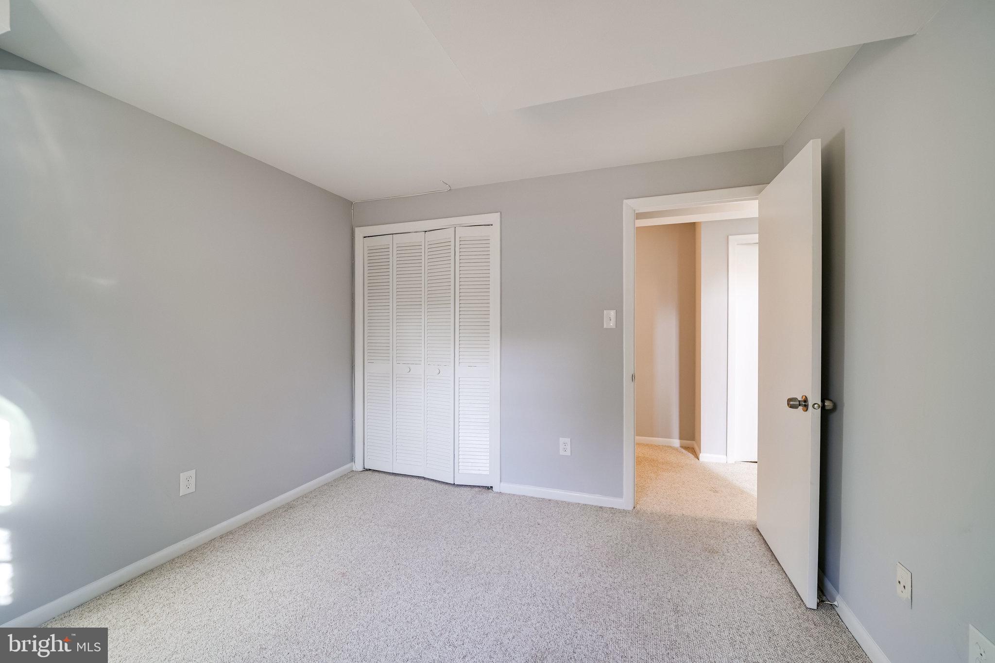 BELLEVUE FOREST - Residential Lease