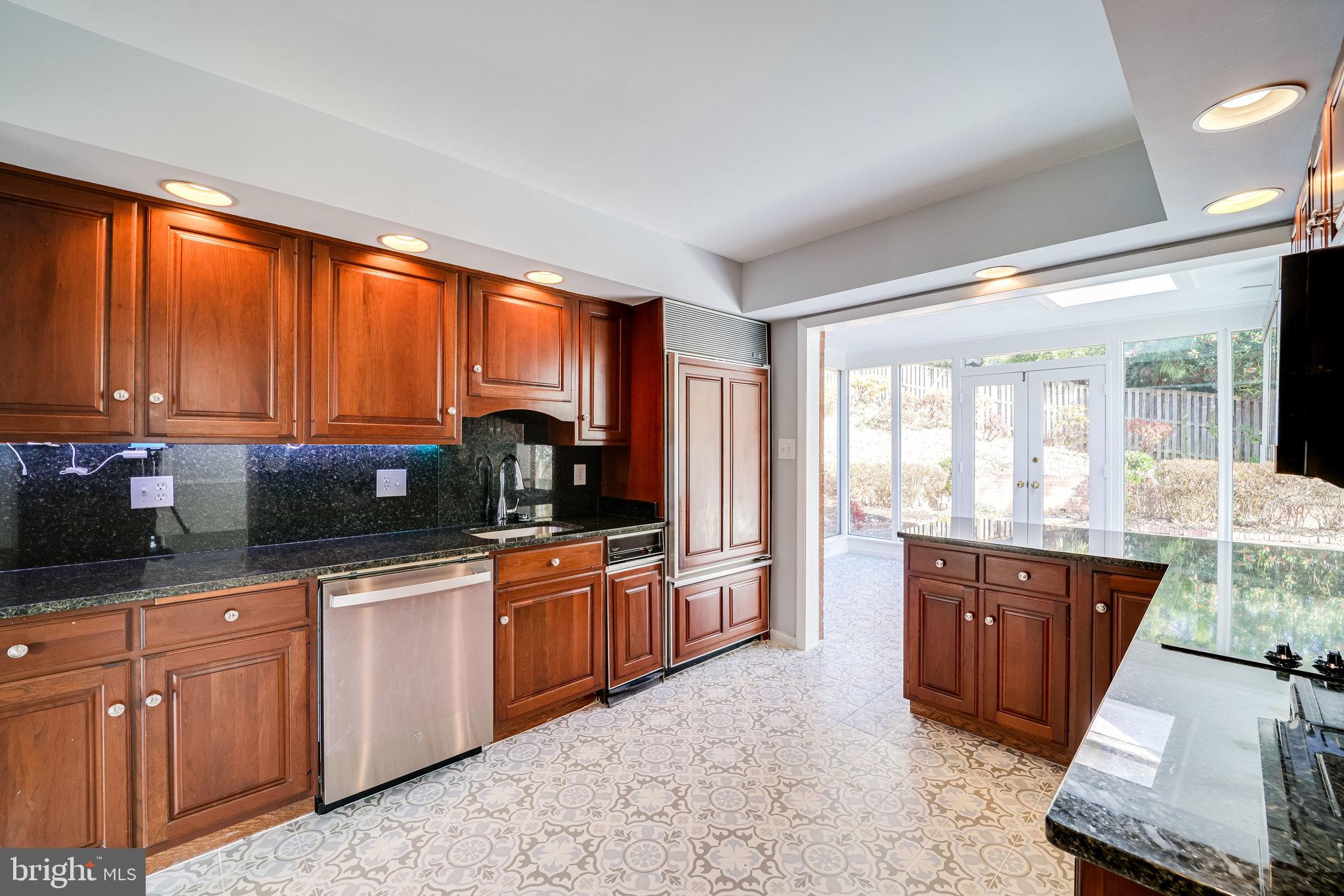 BELLEVUE FOREST - Residential Lease