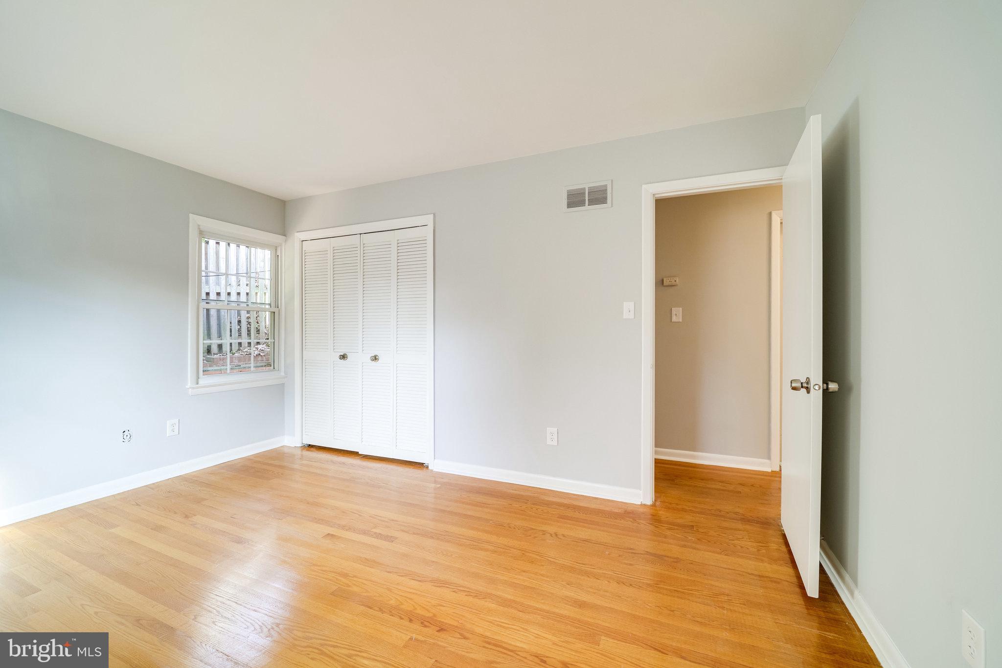 BELLEVUE FOREST - Residential Lease