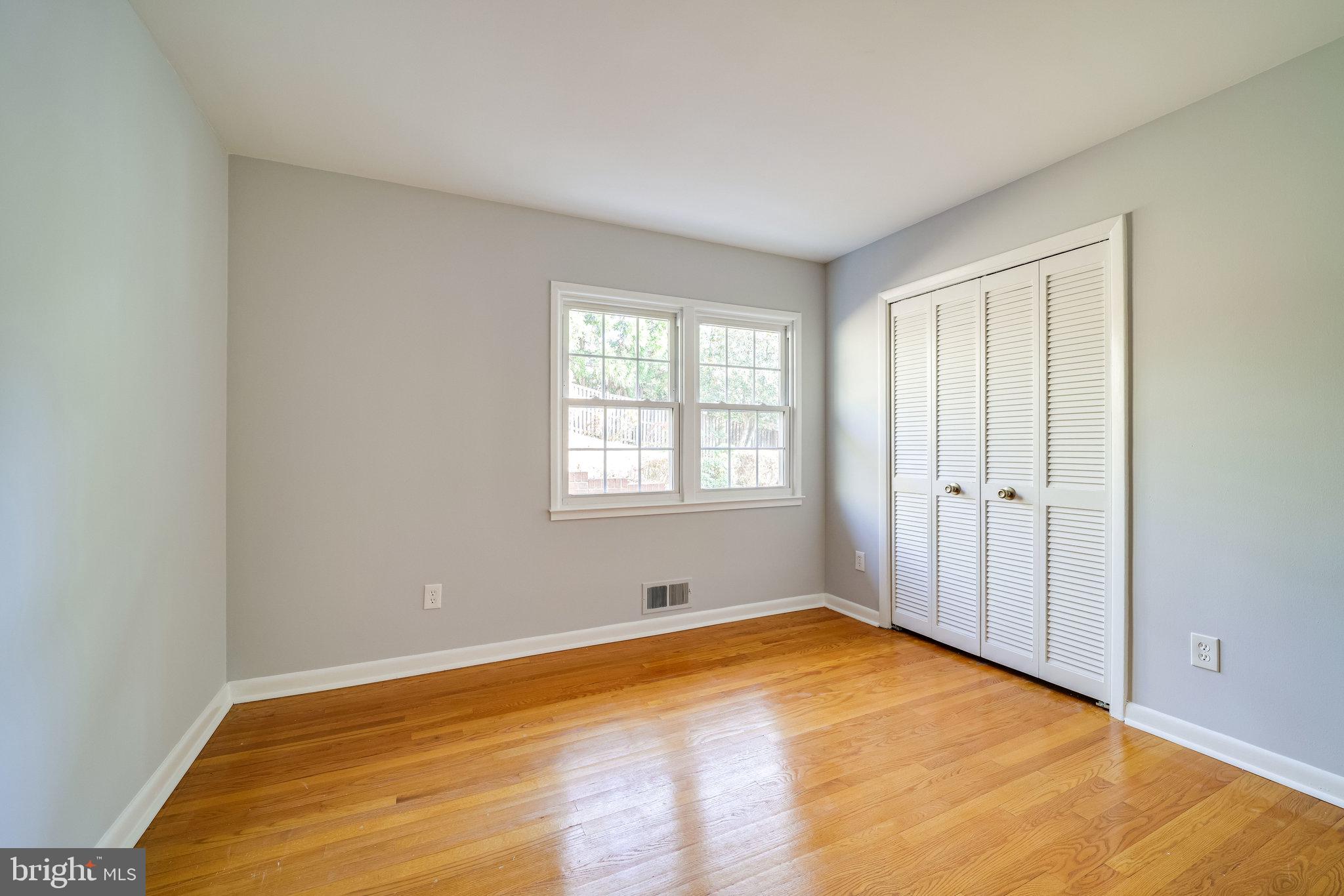 BELLEVUE FOREST - Residential Lease