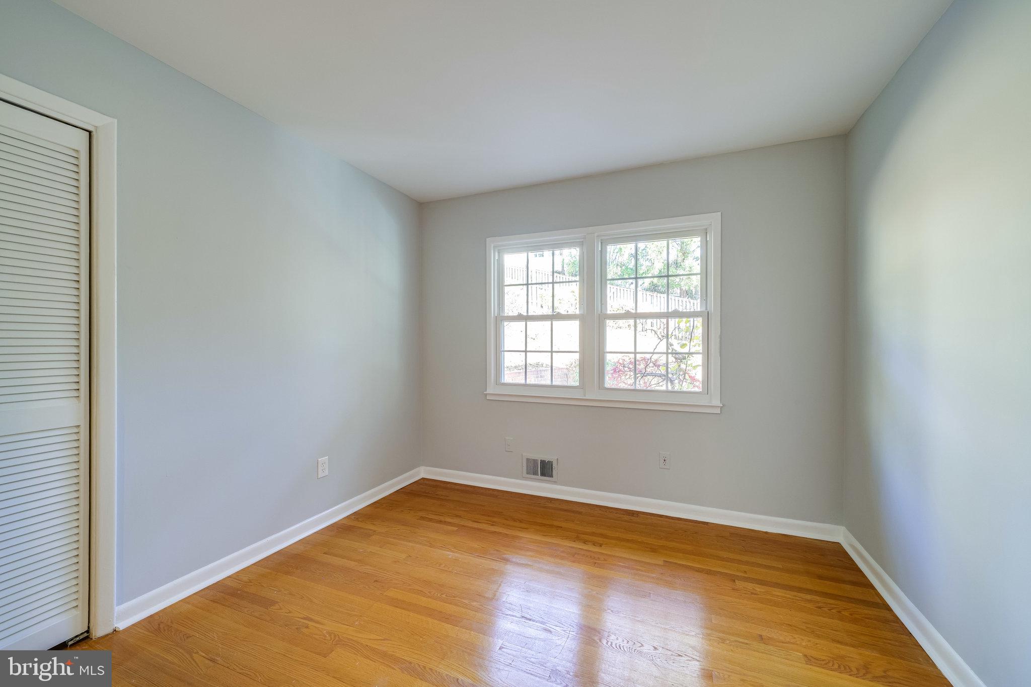 BELLEVUE FOREST - Residential Lease