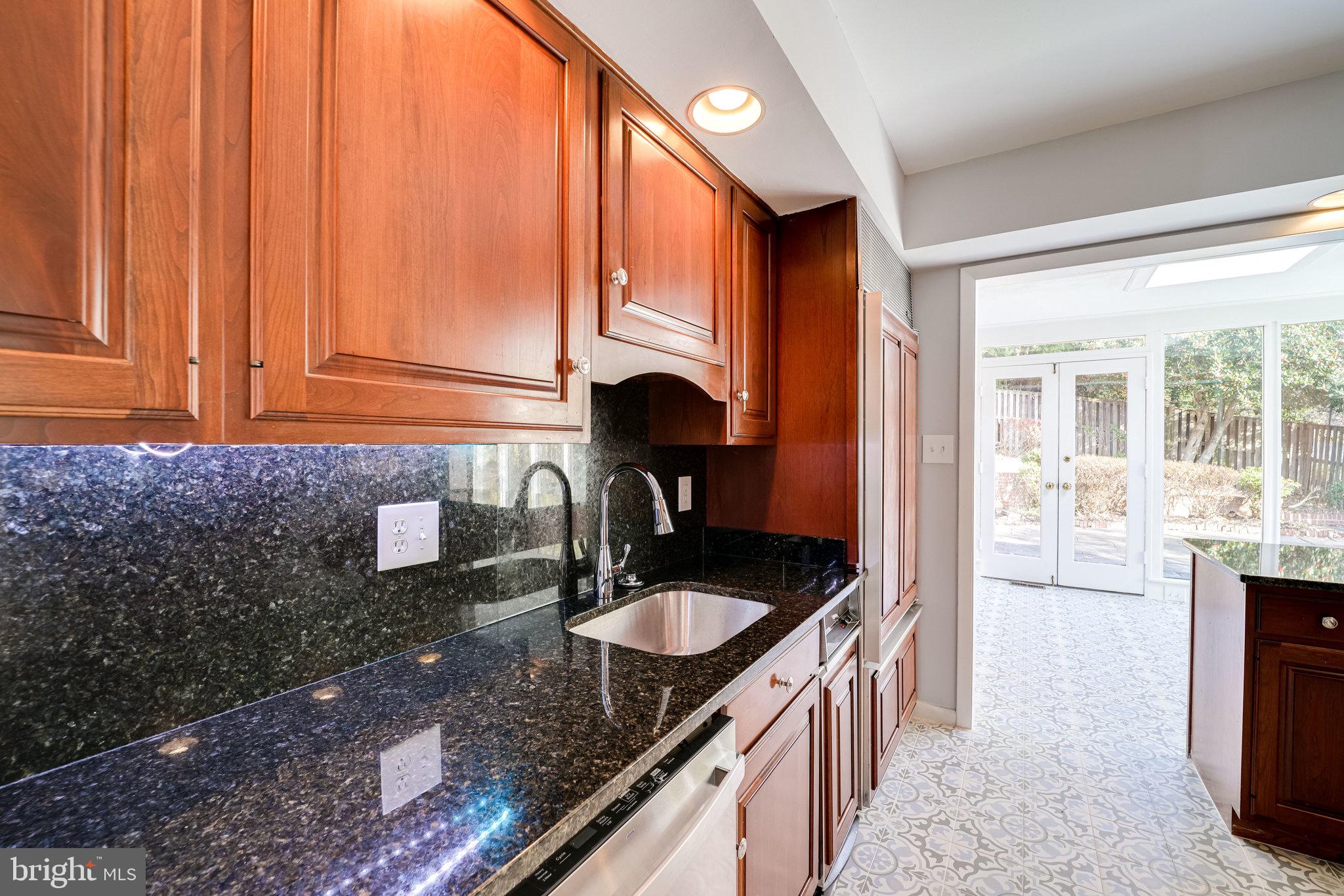 BELLEVUE FOREST - Residential Lease