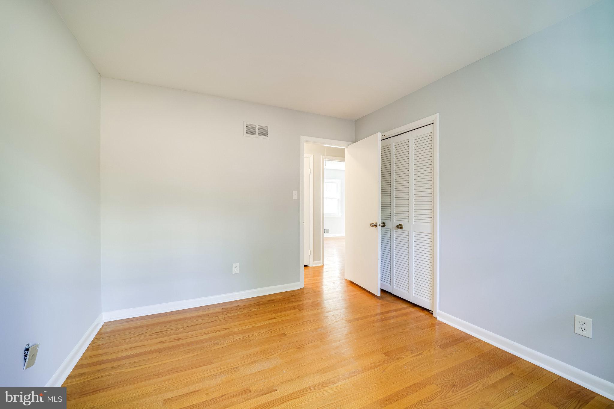 BELLEVUE FOREST - Residential Lease