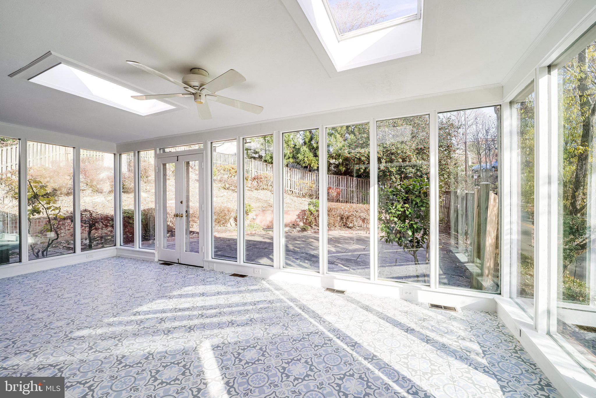 BELLEVUE FOREST - Residential Lease