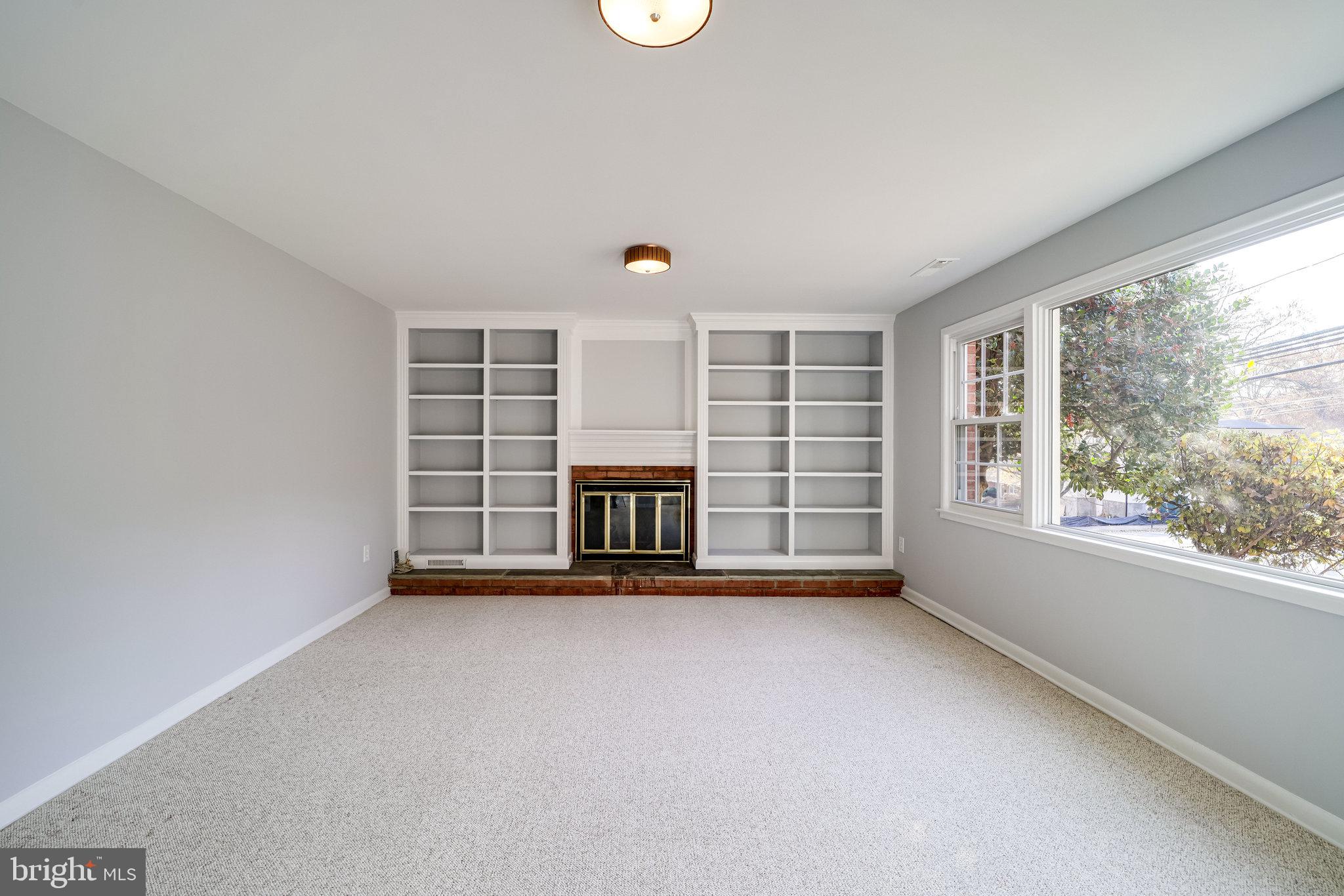 BELLEVUE FOREST - Residential Lease