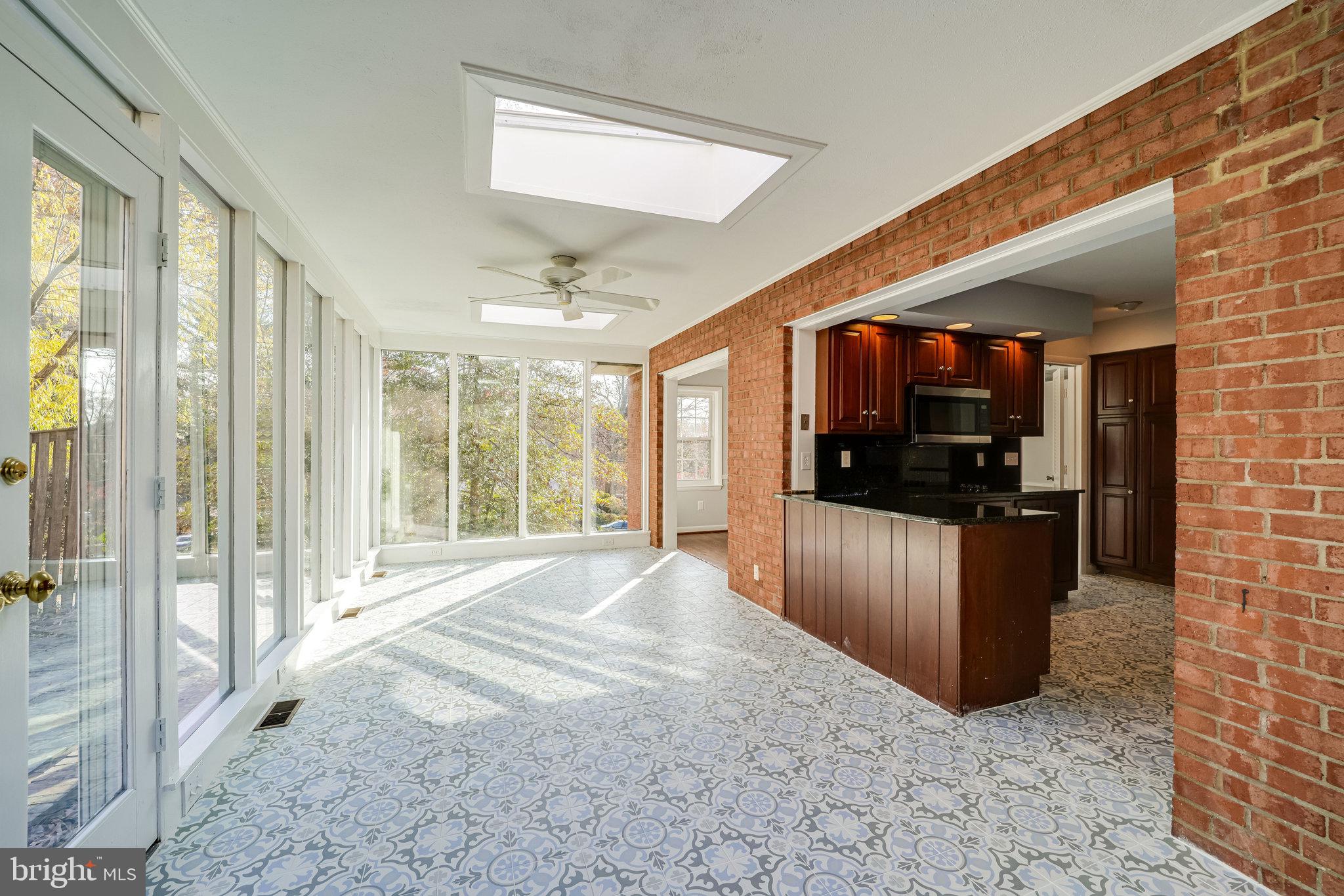 BELLEVUE FOREST - Residential Lease