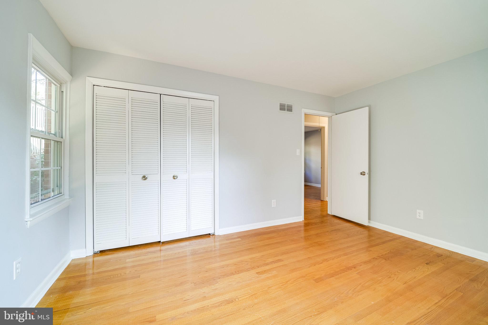 BELLEVUE FOREST - Residential Lease