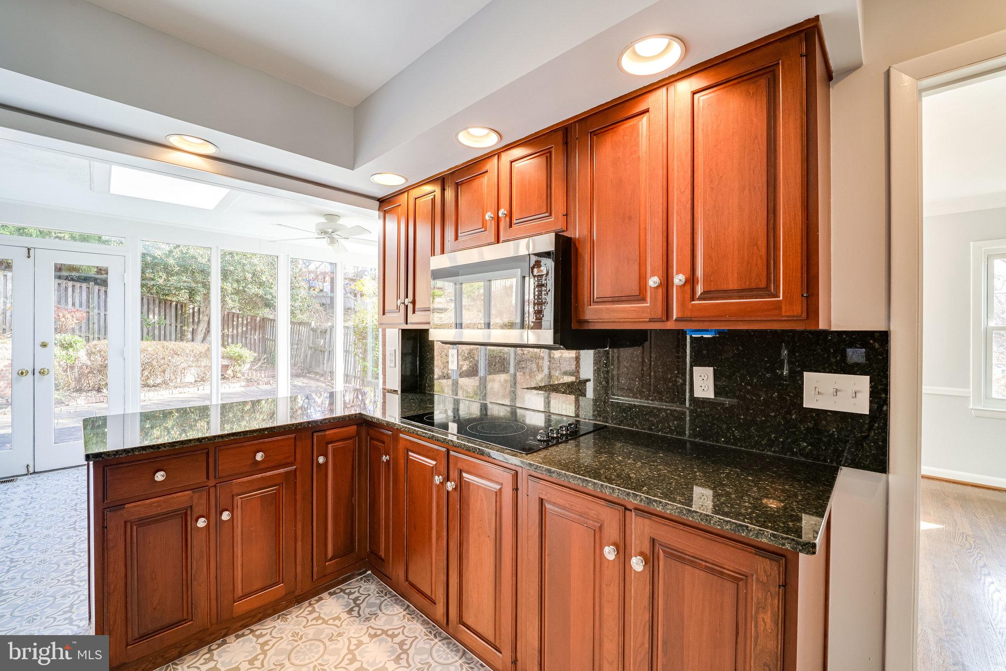 BELLEVUE FOREST - Residential Lease