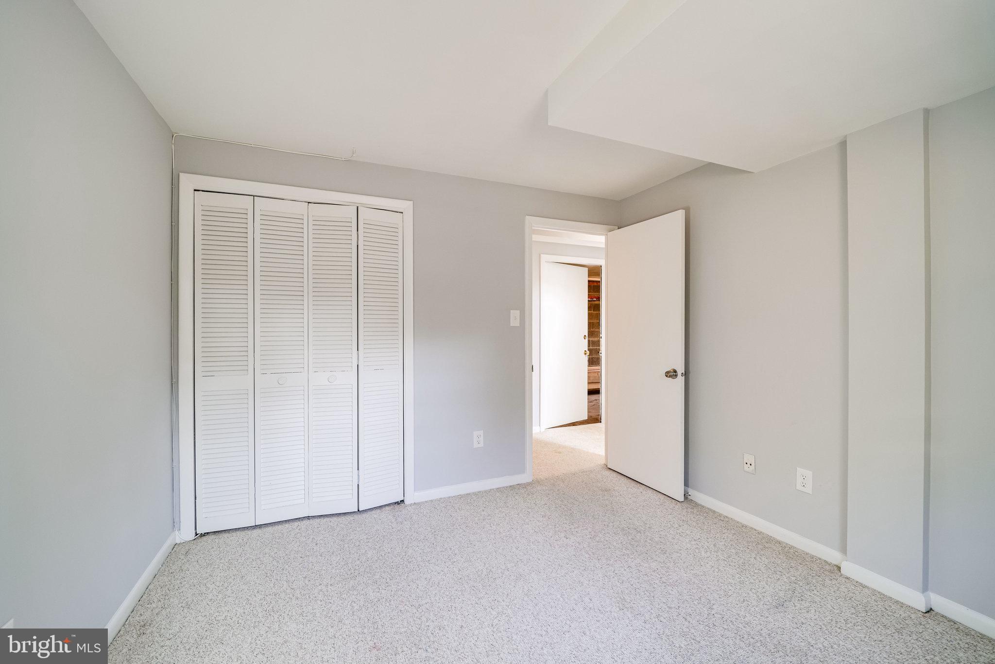 BELLEVUE FOREST - Residential Lease