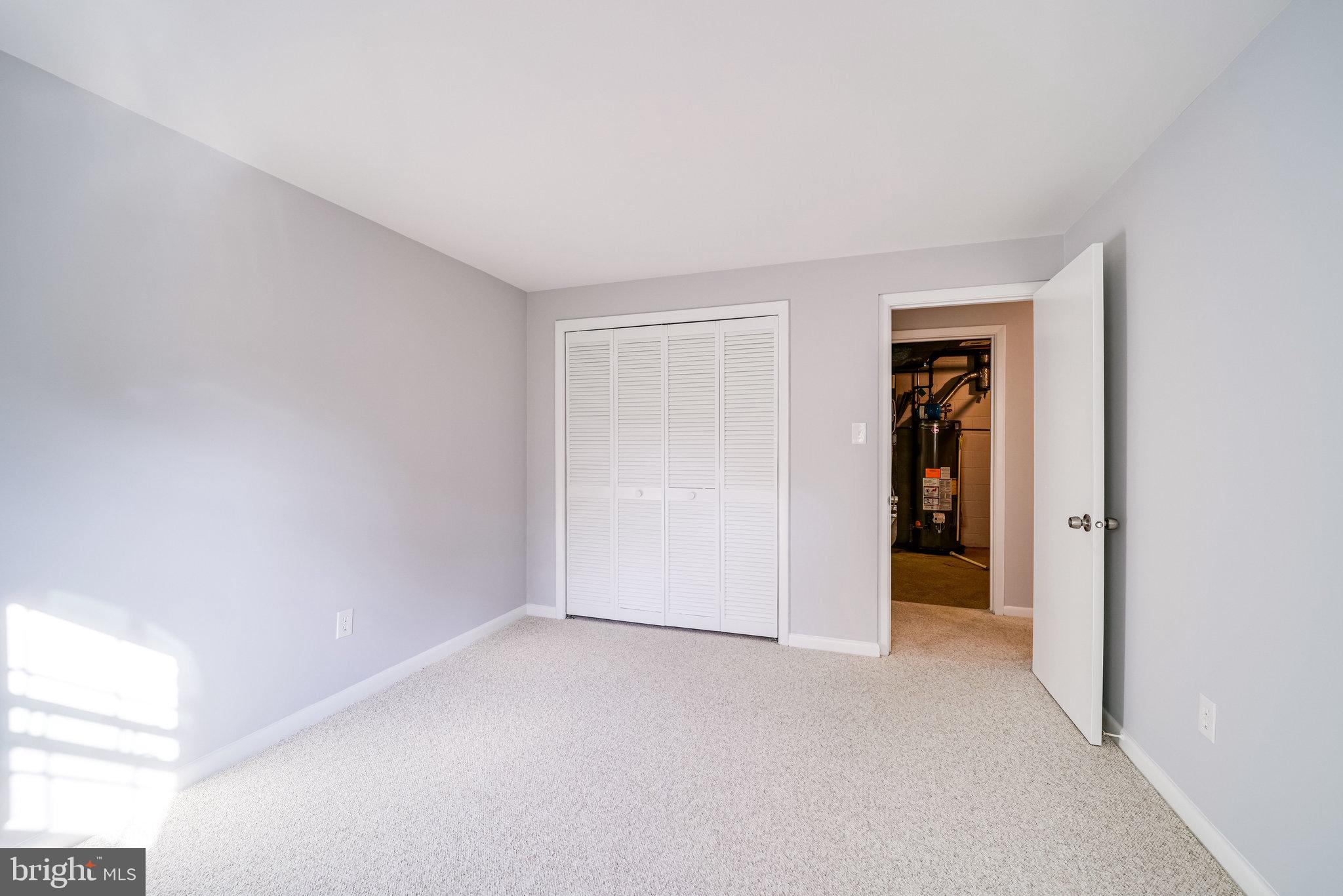 BELLEVUE FOREST - Residential Lease