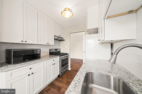 Photo of 5915 Mayflower Court #304, ALEXANDRIA, VA 22312 (MLS # VAAX2066794)