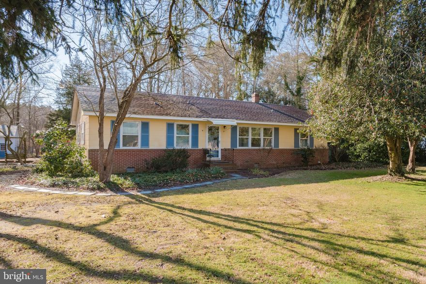 This charming sprawling rancher is situated on a nearly one acre lot that backs up to Passerdyke Creek in the quaint Village of Allen. Hardwood floors run throughout the living room, hall and all 3 bedrooms. The kitchen opens into the dining area and leads into the den, which has a heated and cooled sunroom with a cathedral ceiling. The woodstove in the den will keep you warm on those chilly evenings while the picture window in the dining room offers expansive views of the park-like back yard. Schedule your showing today before it's too late!