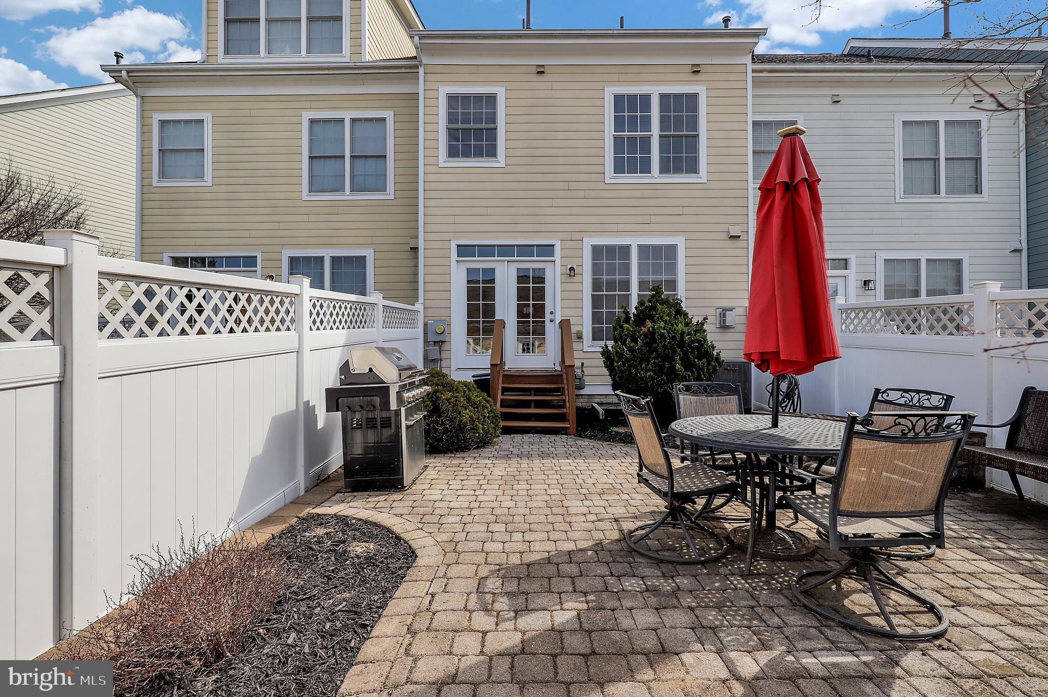 VILLAGES OF URBANA - Residential