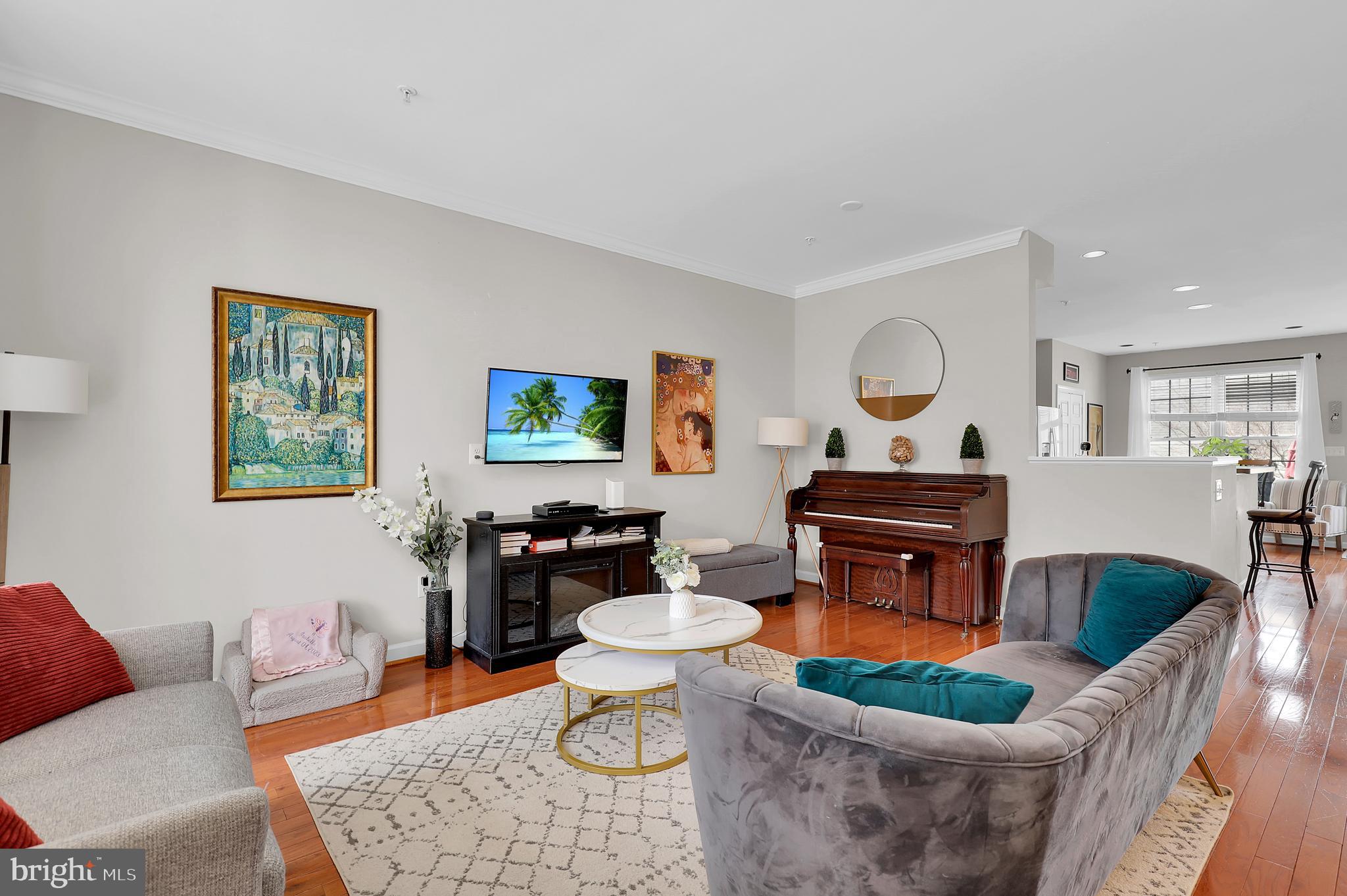 VILLAGES OF URBANA - Residential